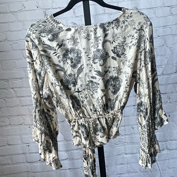 Angie Printed Bell Sleeve Blouse Size Small - Picture 2 of 3